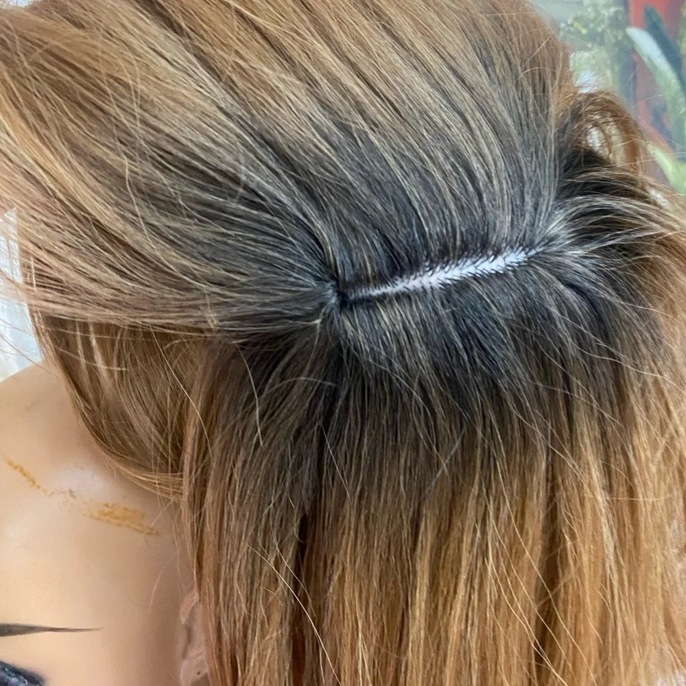 Soft Layered Long Synthetic Wig in Honey-Toned Blonde